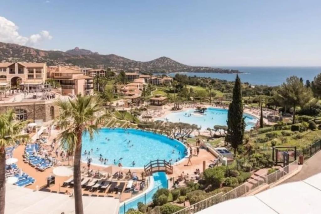 Superbe Appartement Village Cap Esterel 4P Climatise Saint-Raphaël Dış mekan fotoğraf